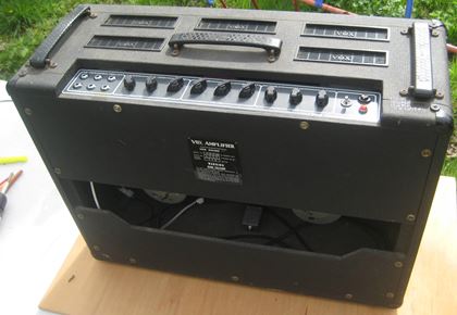 Vox-AC30 Top Boost Reverb Stolec 1972-3